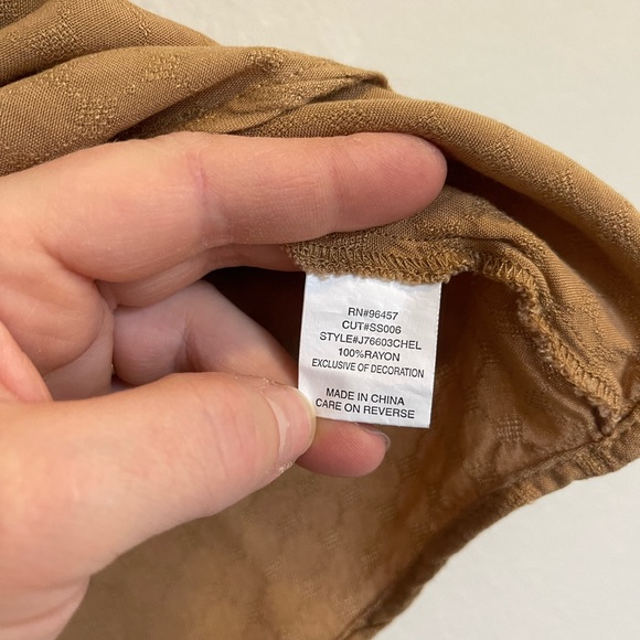 Women halter top in mustard brown color size XS. - Picture 3 of 6